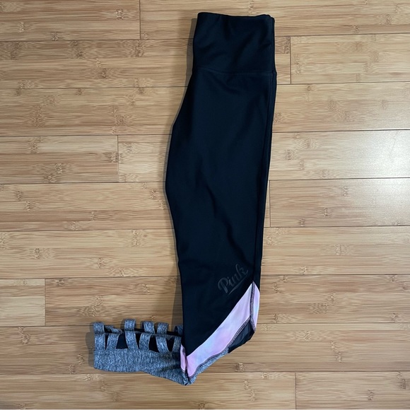 VS PINK Ultimate Yoga Leggings - Picture 3 of 15